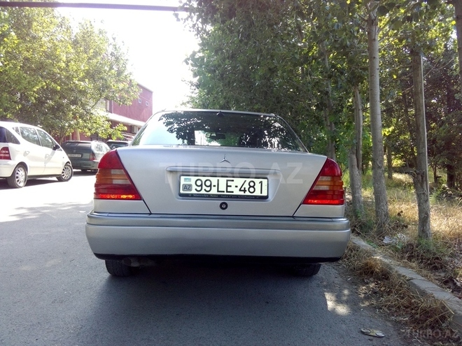 Mercedes C 180 1995, 325,000 km - 1.8 л - Bakı