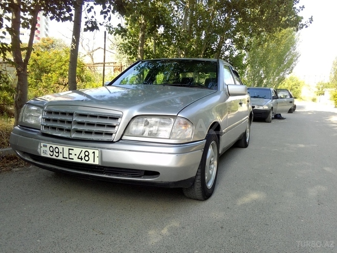 Mercedes C 180 1995, 325,000 km - 1.8 л - Bakı