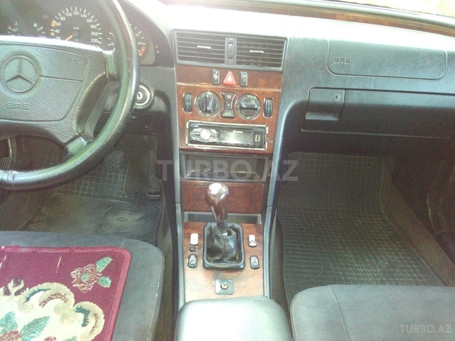 Mercedes C 180 1995, 325,000 km - 1.8 л - Bakı