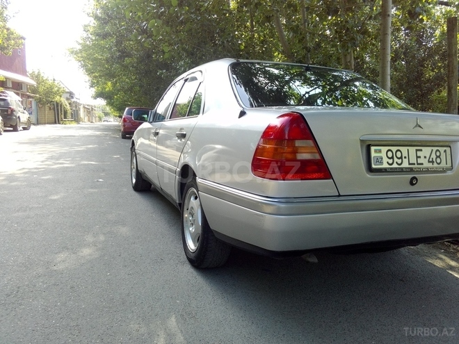 Mercedes C 180 1995, 325,000 km - 1.8 л - Bakı