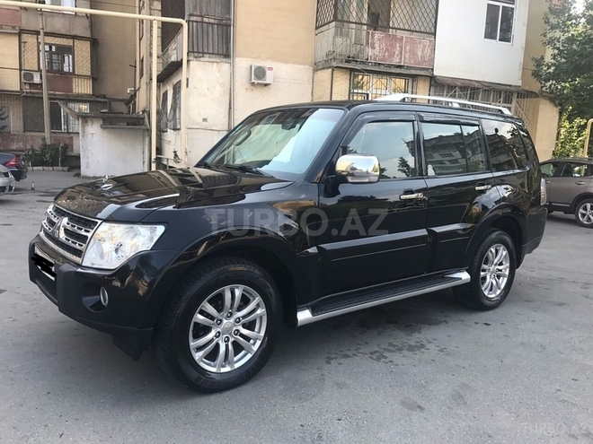 Mitsubishi Pajero 2007, 121,300 km - 3.0 l - Bakı