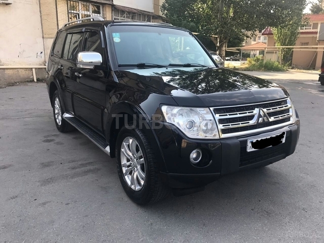 Mitsubishi Pajero 2007, 121,300 km - 3.0 l - Bakı