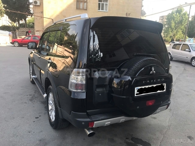 Mitsubishi Pajero 2007, 121,300 km - 3.0 l - Bakı