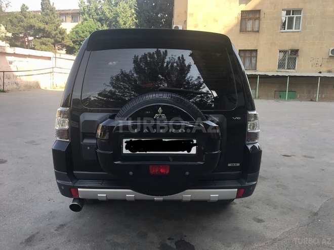 Mitsubishi Pajero 2007, 121,300 km - 3.0 l - Bakı