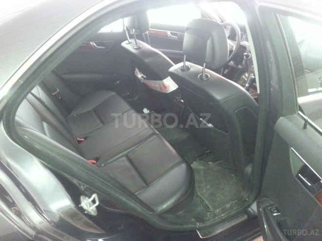 Mercedes C 300 2008, 117,000 km - 0.3 l - Bakı