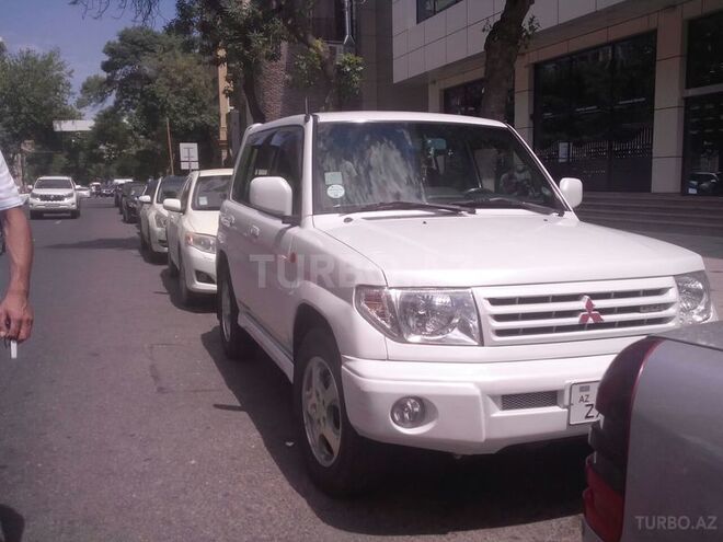 Mitsubishi Pajero io 1998, 210,344 km - 1.8 l - Bakı