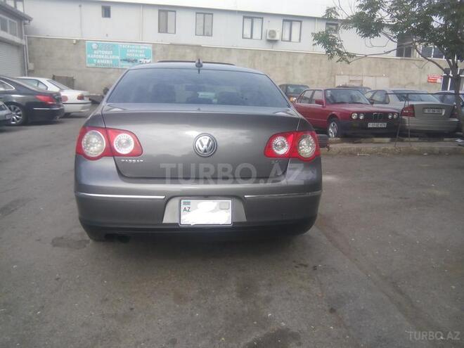 Volkswagen Passat 2005, 178,000 km - 2.0 l - Bakı