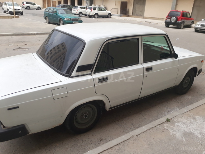 LADA (VAZ) 2107 2004, 156,800 km - 1.6 л - Bakı