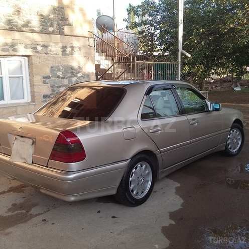 Mercedes C 230 1999, 127,000 km - 2.3 l - Goranboy