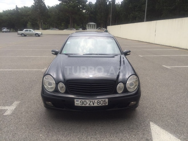 Mercedes E 270 2003, 210,000 km - 2.7 l - Sumqayıt