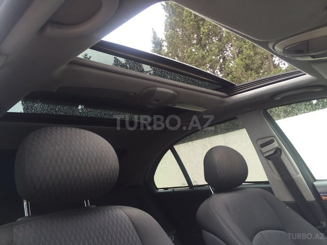 Mercedes E 270 2003, 210,000 km - 2.7 l - Sumqayıt