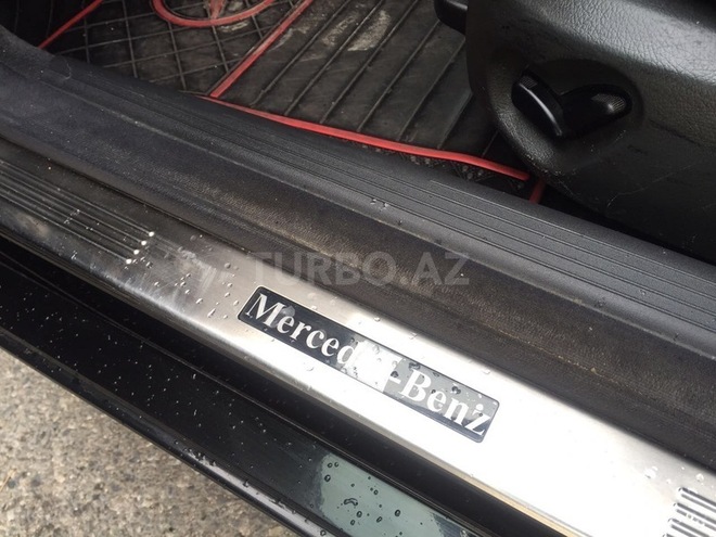 Mercedes E 270 2003, 210,000 km - 2.7 l - Sumqayıt