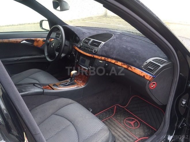 Mercedes E 270 2003, 210,000 km - 2.7 l - Sumqayıt