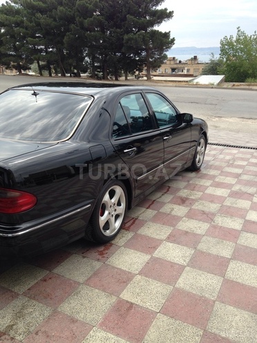 Mercedes E 240 1999, 240,000 km - 2.6 l - Bakı