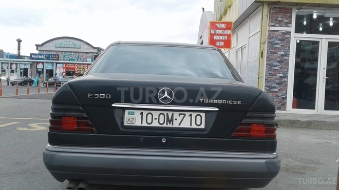 Mercedes E 300 1994, 250,000 km - 3.0 l - Bakı