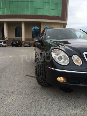 Mercedes E 220 2002, 228,000 km - 2.2 l - Bakı