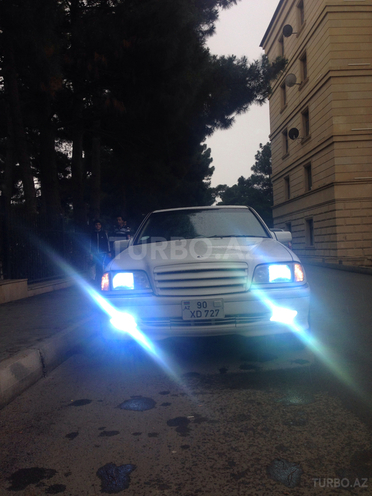 Mercedes C 230 2000, 16 km - 0.2 л - Naftalan
