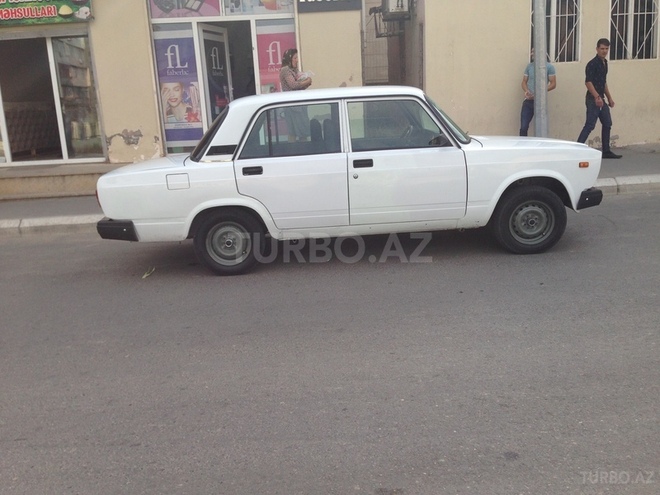 LADA (VAZ) 2107 2007, 132,000 km - 1.6 л - Bakı