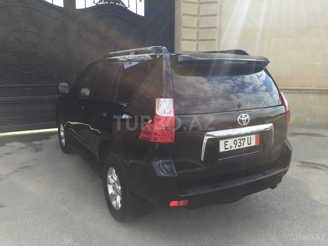 Toyota Prado 2010, 94,000 km - 2.7 l - Bakı