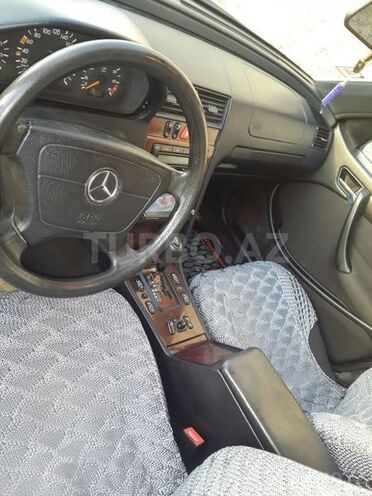 Mercedes C 200 1999, 214,000 km - 2.0 l - Sumqayıt