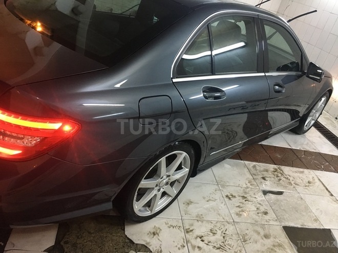 Mercedes C 250 2014, 41,200 km - 2.5 l - Bakı