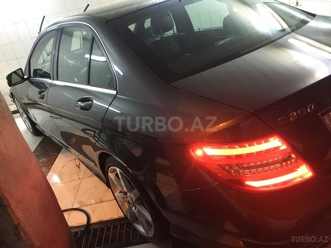 Mercedes C 250 2014, 41,200 km - 2.5 l - Bakı