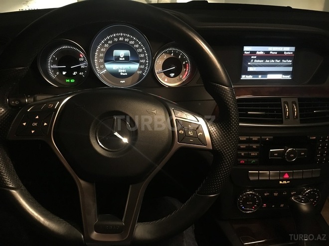 Mercedes C 250 2014, 41,200 km - 2.5 l - Bakı