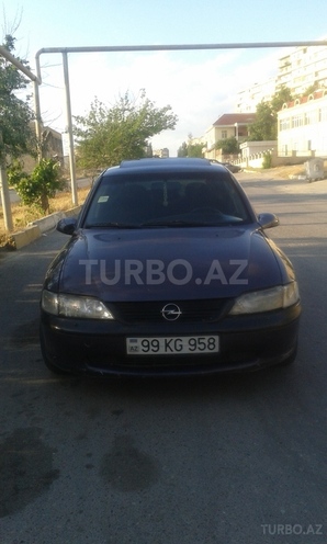 Opel Vectra 1997, 210,000 km - 1.6 l - Bakı