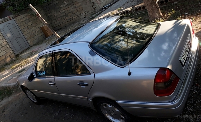 Mercedes C 180 1994, 423,761 km - 1.8 л - Sumqayıt