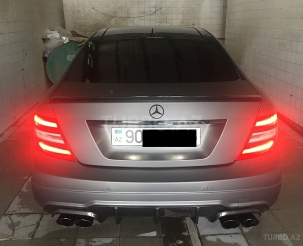 Mercedes C 180 2013, 24,300 km - 1.8 l - Bakı