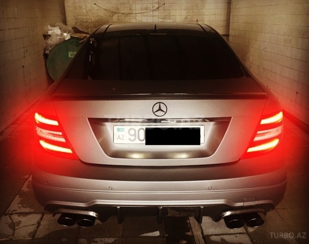Mercedes C 180 2013, 24,300 km - 1.8 l - Bakı