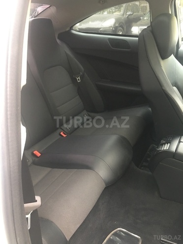 Mercedes C 180 2013, 24,300 km - 1.8 l - Bakı