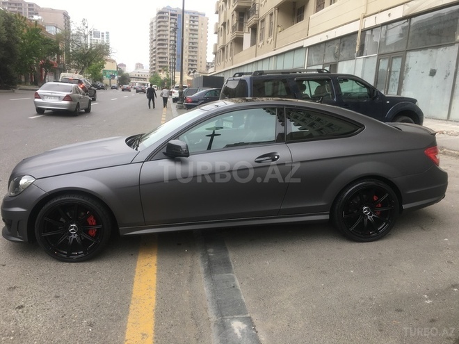 Mercedes C 180 2013, 24,300 km - 1.8 l - Bakı