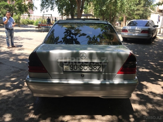 Mercedes C 180 1998, 370,000 km - 1.8 l - Bakı