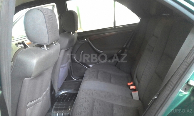 Mercedes C 180 1998, 155,540 km - 1.8 l - Salyan