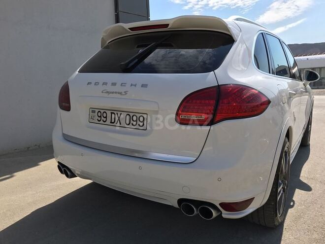 Porsche Cayenne 2012, 126,000 km - 3.5 л - Bakı