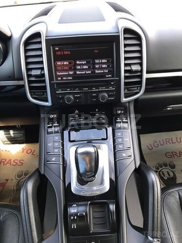 Porsche Cayenne 2012, 126,000 km - 3.5 л - Bakı