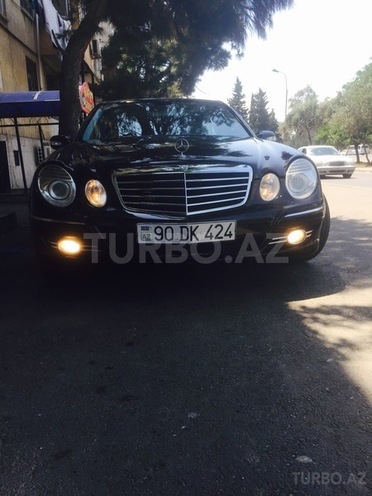 Mercedes E 320 2003, 187,000 km - 3.2 l - Bakı
