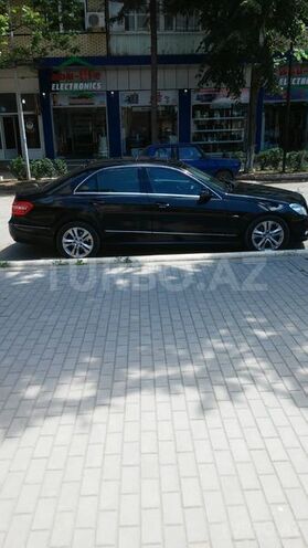 Mercedes E 220 2010, 198,000 km - 2.2 л - Qazax