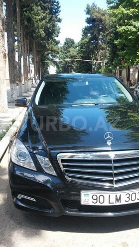 Mercedes E 220 2010, 198,000 km - 2.2 л - Qazax