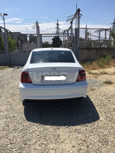Opel Vectra 1999, 230,000 km - 1.8 l - Bakı