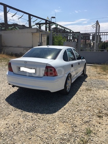 Opel Vectra 1999, 230,000 km - 1.8 l - Bakı