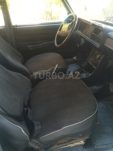 LADA (VAZ) 2107 1982, 210,000 km - 1.3 л - Bakı
