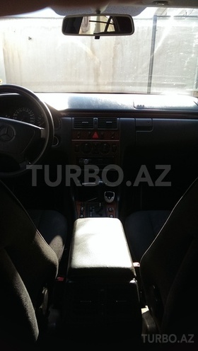 Mercedes E 240 1998, 251,000 km - 2.4 l - Bakı