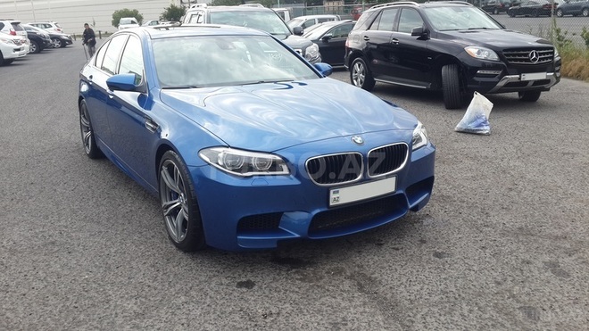 BMW M5 2012, 50,000 km - 4.4 l - Bakı