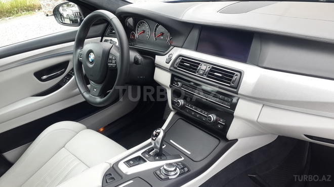 BMW M5 2012, 50,000 km - 4.4 l - Bakı