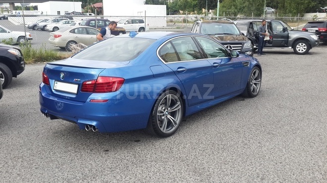 BMW M5 2012, 50,000 km - 4.4 l - Bakı