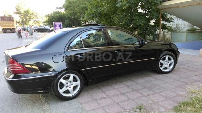 Mercedes C 200 2002, 180,000 km - 2.0 l - Bakı