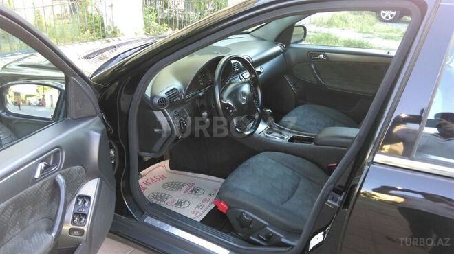 Mercedes C 200 2002, 180,000 km - 2.0 l - Bakı