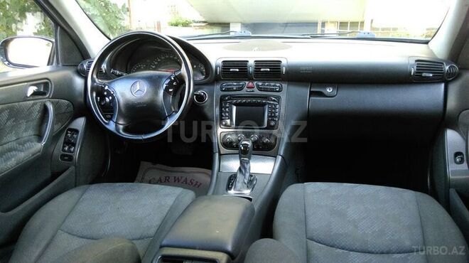 Mercedes C 200 2002, 180,000 km - 2.0 l - Bakı